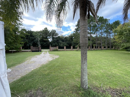 Excelente Casa Quinta- Barrio Esteban Echeverria