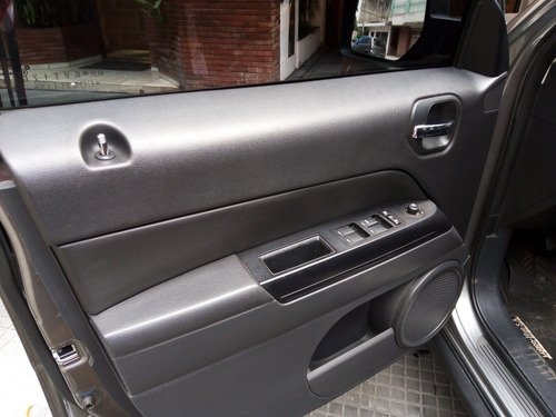 Jeep Patriot 2.4 Sport 4x4 170cv Atx 2012