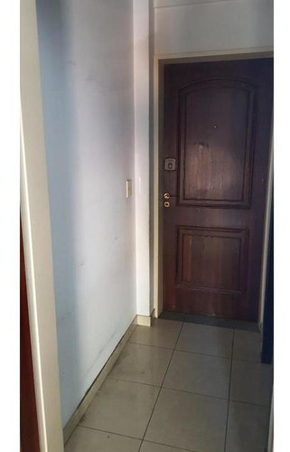 Imagen 23 de 30 de Piso Al Frente - 4 Ambientes Con 2 Cocheras Y Baulera - Patio Y Parrilla Villa Luro