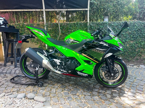Imagen 1 de 12 de Kawasaki Ninja 400 *impecable* Olivos