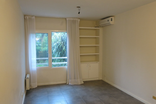 Imagen 10 de 19 de Oportunidad! Duplex 4 Amb C/ Jardin Propio 210 M² Y Seguridad San Isidro Central Dueño Directo