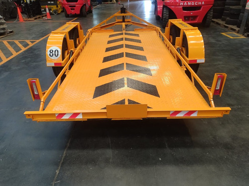 Tráiler P/ Autoelevador Tijera Vibro Apilador 5t Iyc Homolog