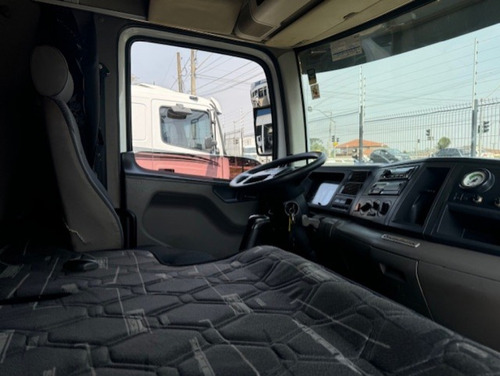 Volkswagen 24-280 E Constel. 6x2 2p (e5)