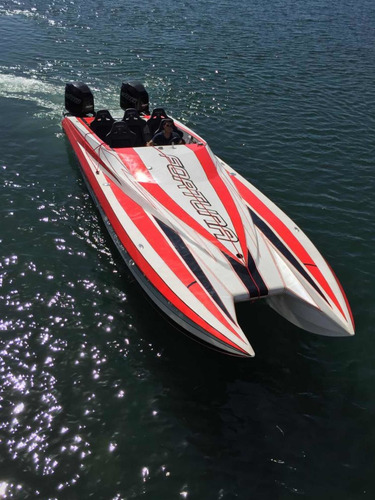 Lancha Catamaran 32 Lv841