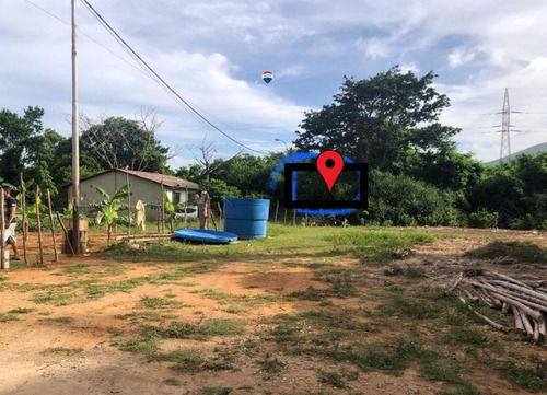 Re/max 2 Mil Vende Amplio Terreno En El Sector Salamanca