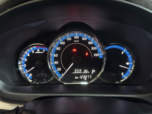 Toyota Yaris 1.3 16V FLEX XL PLUS TECH MULTIDRIVE