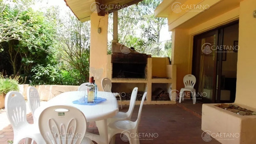 Venta Casa 4 Dormitorios. Solanas, Punta Ballena.