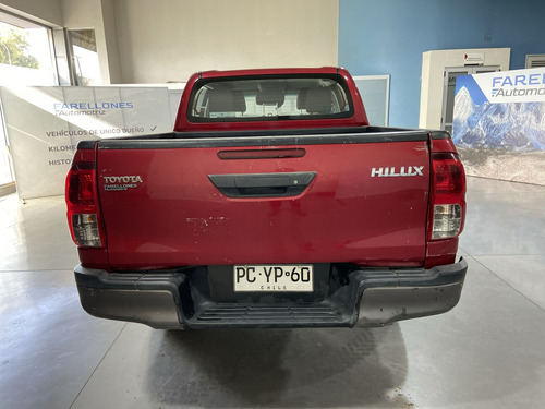 Toyota Hilux Dx 4x4 Pcyp60
