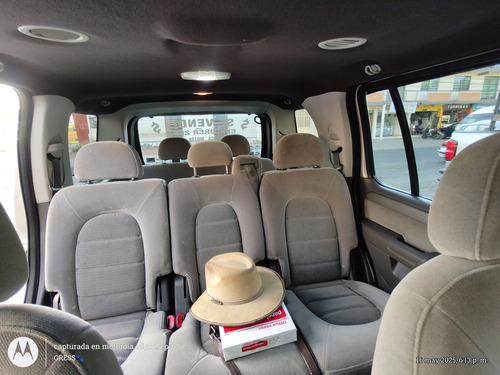 Ford Explorer 4.6 Xlt V8 3er. Seat 4x2 Mt
