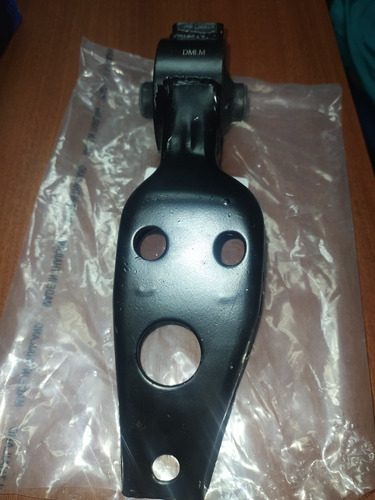Imagen 2 de 6 de Base Caja Trasera Toyota Starlet