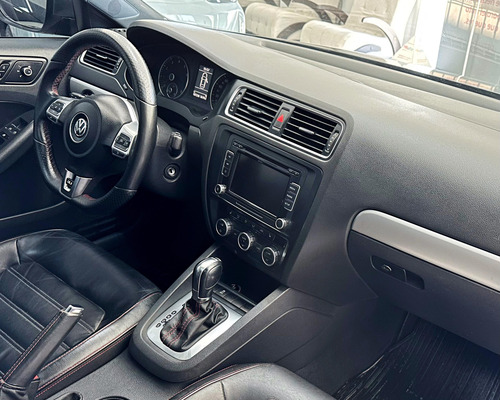 Volkswagen Vento 2.0 Tsi Gli