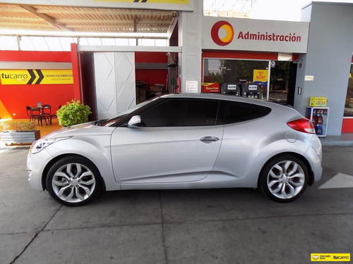 Hyundai Veloster Veloster