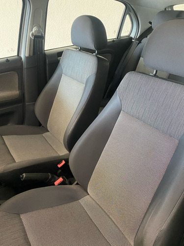 Volkswagen Gol Trend 1.6 Pack I 101cv