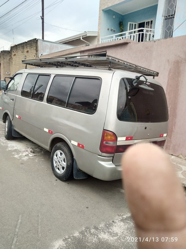 Van 12 Lugares Besta
