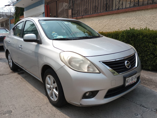 Nissan Versa 1.6 Advance At