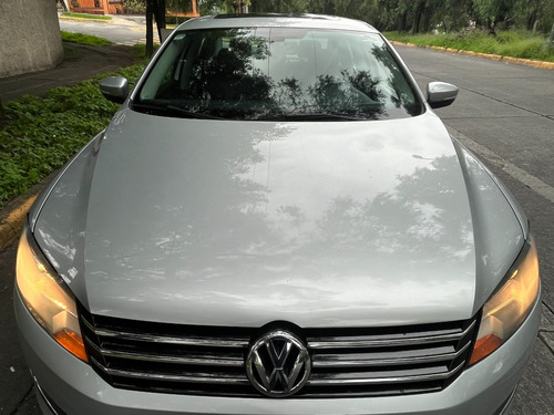 Volkswagen Passat 2.5 Highline L5 P Nave At