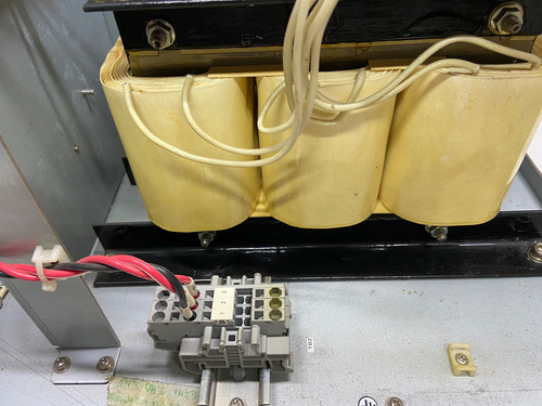 Transformador Trafo 3x380 3x220 0,7 Kva 700 Watt Japón Juki (Usado)