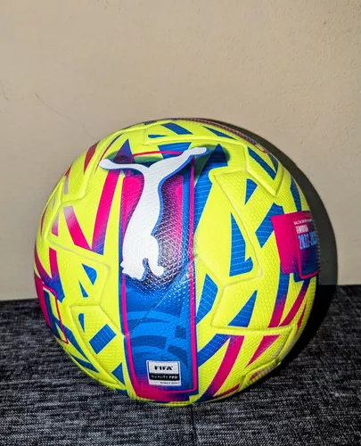 Orbita Yellow Ball, el nuevo balón de invierno de LaLiga