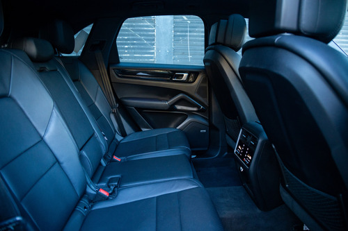 Porsche Cayenne 2022