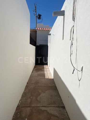 Se Renta Casa Semiamueblada Col. Villa California, Cajeme, Sonora