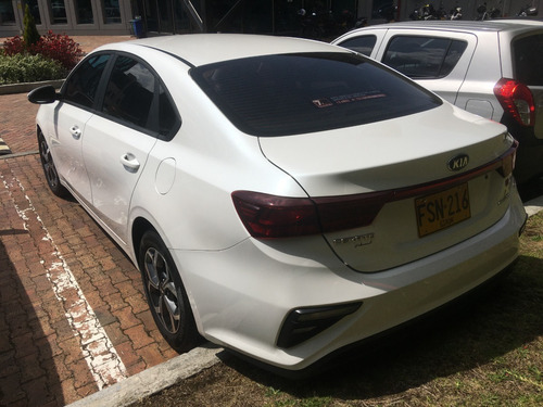 Kia Cerato Vibro 1.6 At Modelo 2020