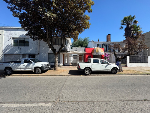 Casa 2 Pisos A 2 Cuadras Plaza De Armas De Chillán