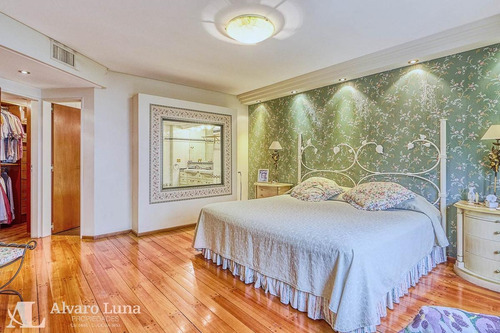 Imagen 6 de 18 de Vicente López Venta Casa De 6 Ambientes Con Jardín Y Piscina