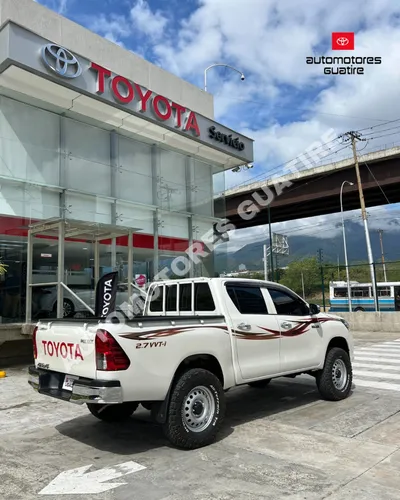 Toyota Hilux 2,7l 4x4