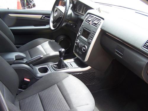 Mercedes Benz Clase B B180 Recibo Menor