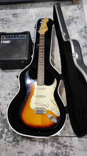 Guitarra Fender Squier Bullet Stratocaster 