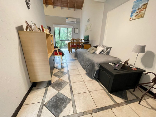 Imagen 3 de 11 de Gral Artigas 5300 / Departamento En Venta / Dos Ambientes Tipo Ph / Villa Pueyrredon