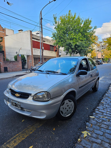 Chevrolet Corsa 1.6 Gl Aa Dh