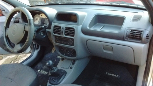 Renault Clio 2 1.2 Pack Plus