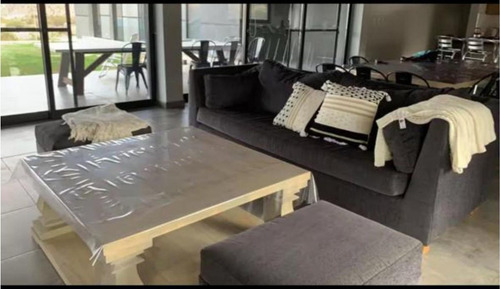 Venta Casa B Privado Frente Al Dique Potrerillos.