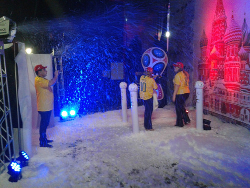 Locação Aluguel Máquinas De Neve Gelo Artificial / Eventos