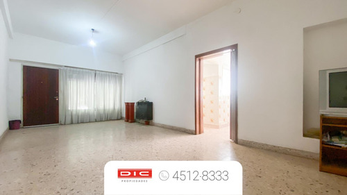 Casa 2 Dormitorios Venta - Villa Adelina