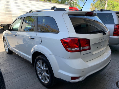 Imagen 6 de 15 de Dodge Journey Rt Piel Qc Pantalla 2014