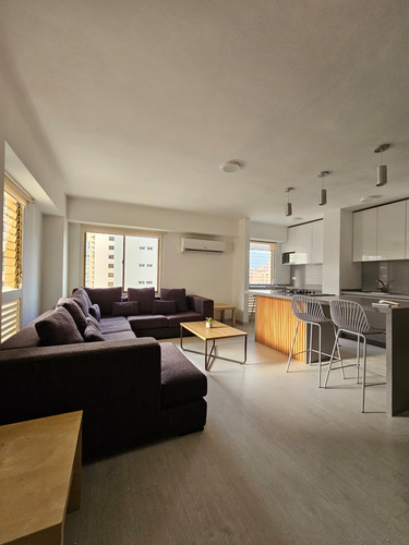 Alquiler De Apartamento En Campo Alegre