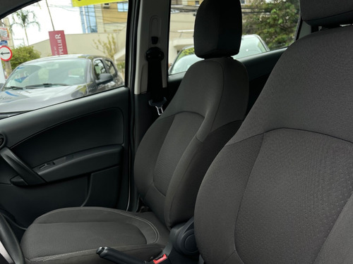 Fiat Grand Siena 1.4 MPI ATTRACTIVE 8V FLEX 4P MANUAL