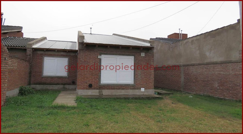 Casa Venta Dos Dormitorios Bahia Blanca Patio Alamos