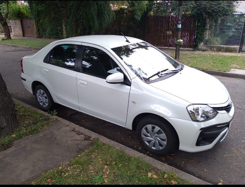 Toyota Etios 1.5 Sedan Xs