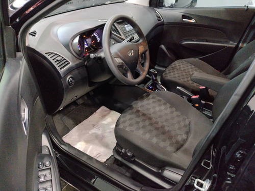 Imagem 10 de 15 de Hyundai Hb20 1.6 Comfort Plus 16v Flex 4p Automático