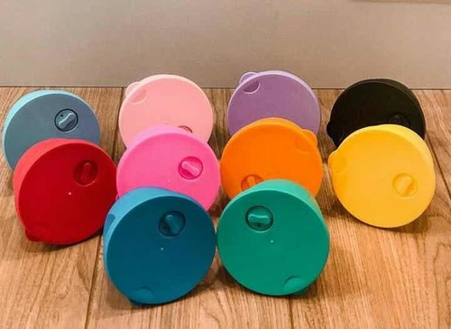 Imagem 2 de 5 de Potes Hermético E Utensílios
