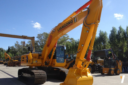Excavadora Liangong R323 Motor Original Cummins 178 Hp
