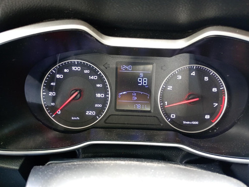 MG Zs 5P 1.5 STANDARD