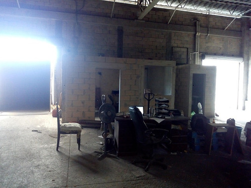 Imagen 7 de 13 de Bodegas En Renta Sobre Blvd. Luis Donaldo Colosio Con Anden