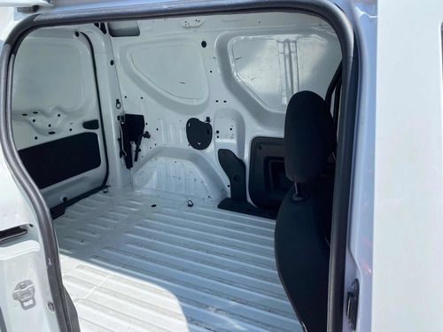 Imagen 6 de 7 de Renault Kangoo 2019 1.6 Aa Mt
