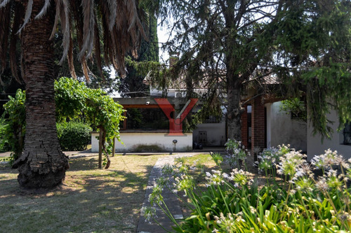 Imagen 3 de 27 de Gran Casa En Venta En Excelente Zona De Gonnet