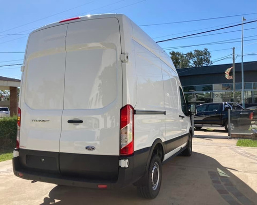 Imagen 6 de 14 de Ford Transit 2.2 Tdi Furgon Medio Techo Elevado 350m 0kmmy22