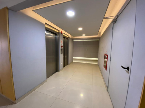 Imagen 15 de 21 de Departamento-venta-congreso-